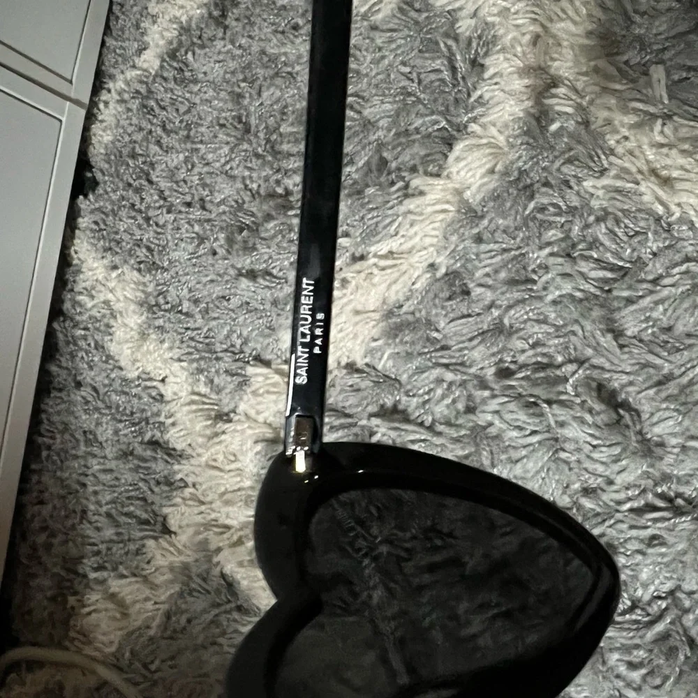 Saint Laurent Lou Lou Sunglasses - Picture 5 of 5